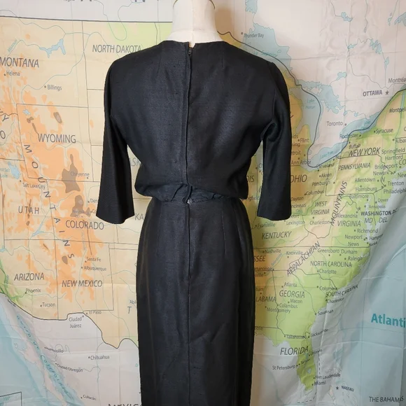 Vintage 1950s Neiman Marcus Elegant Black Dress With Bow Detail On Front - Picture 7 of 16